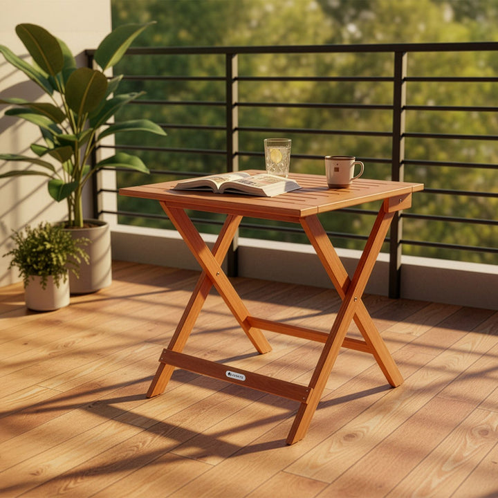 Klappbarer Holztisch für Balkon & Garten